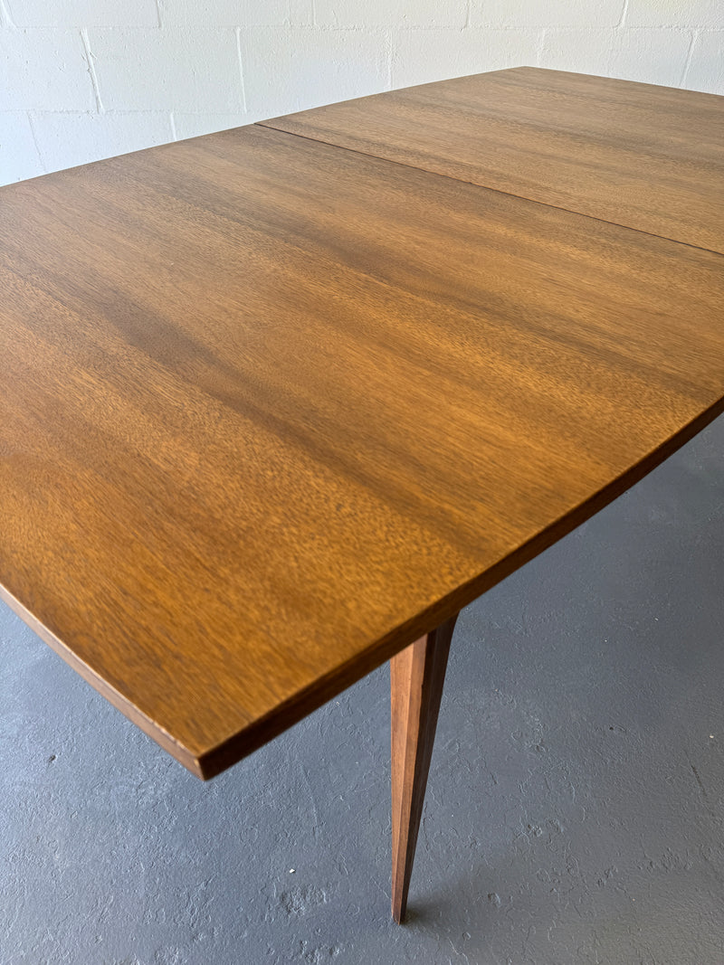 Broyhill retailer Brasilia Mid Century - Main Image