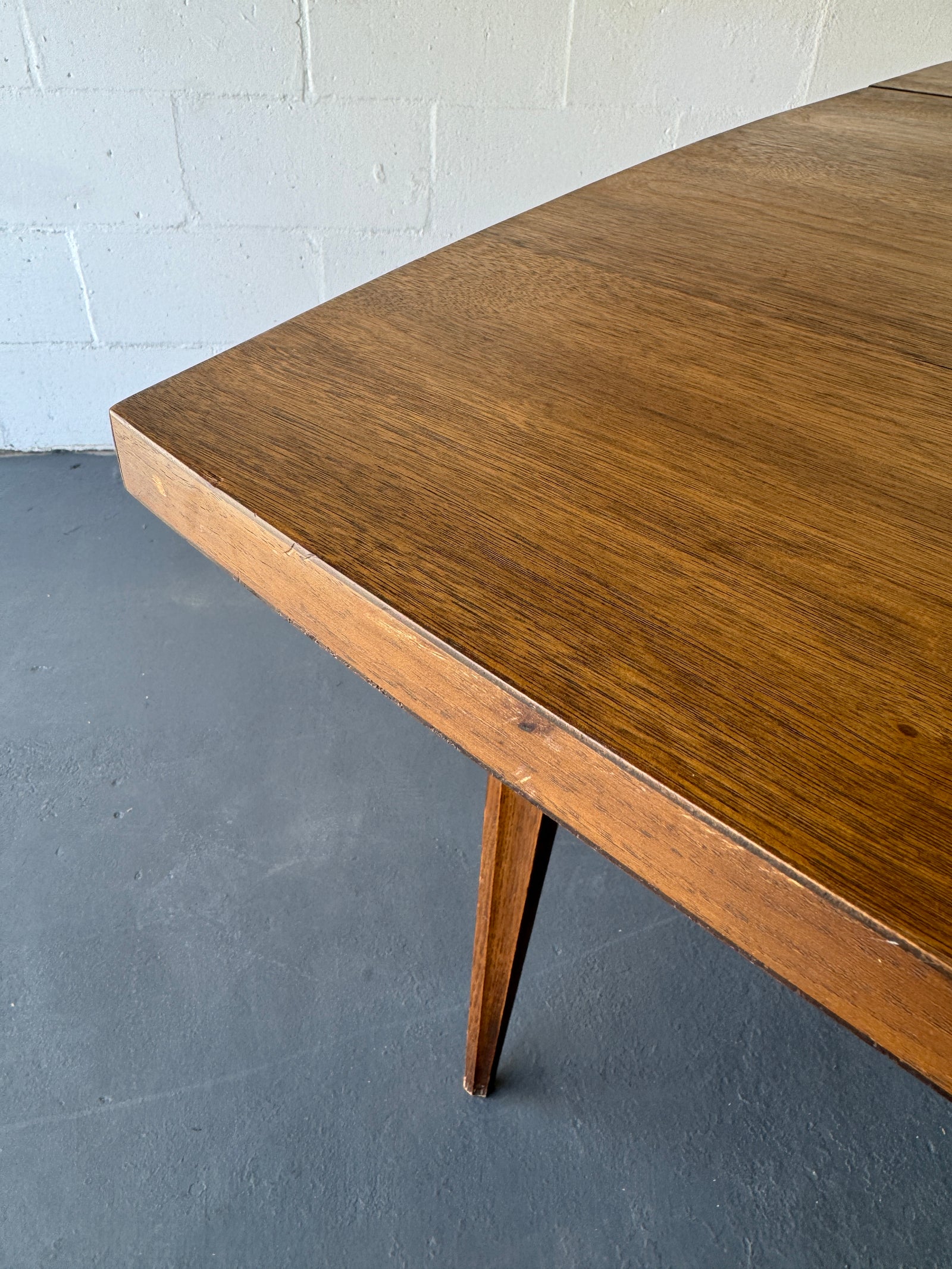Broyhill Brasilia Extension Dining Table – Warehaus Orlando
