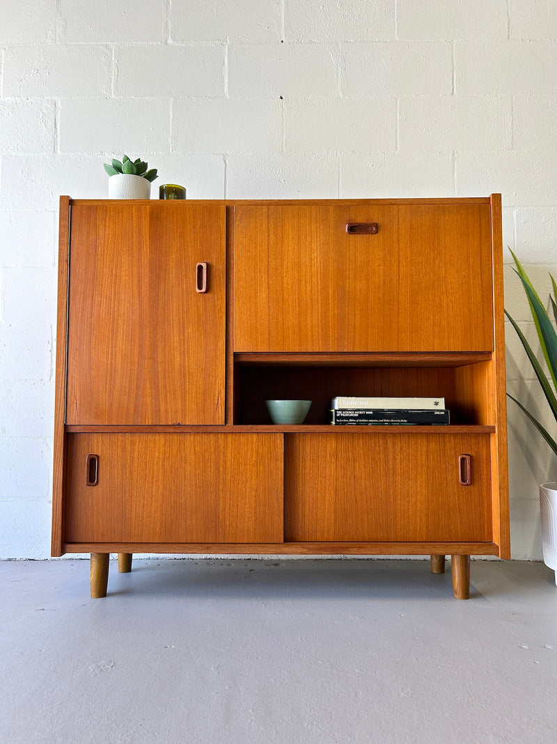 Danish Modern Teak Bar Cabinet/Storage Hutch