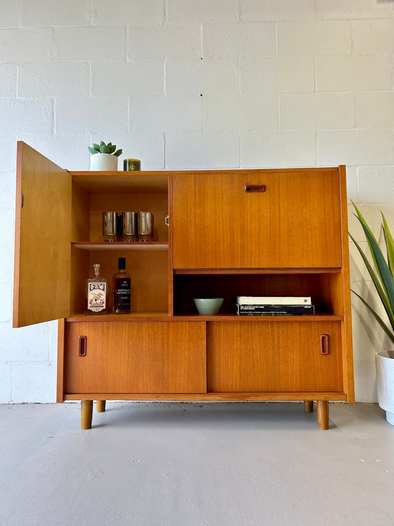 Danish Modern Teak Bar Cabinet/Storage Hutch