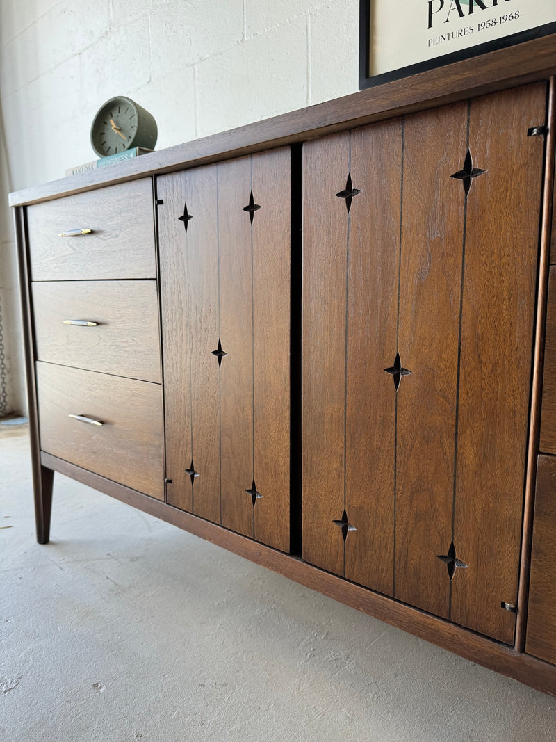 Mid century Broyhill 'Saga' Triple Dresser