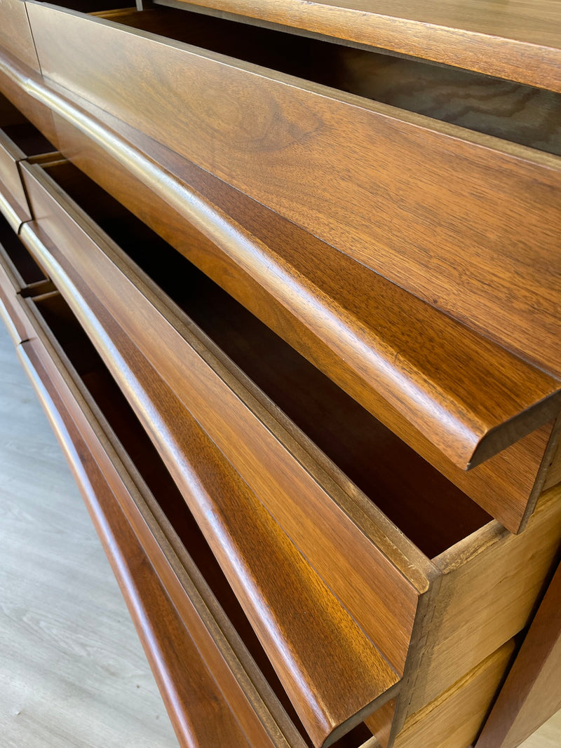 Mid Century Curved Front Lowboy Dresser