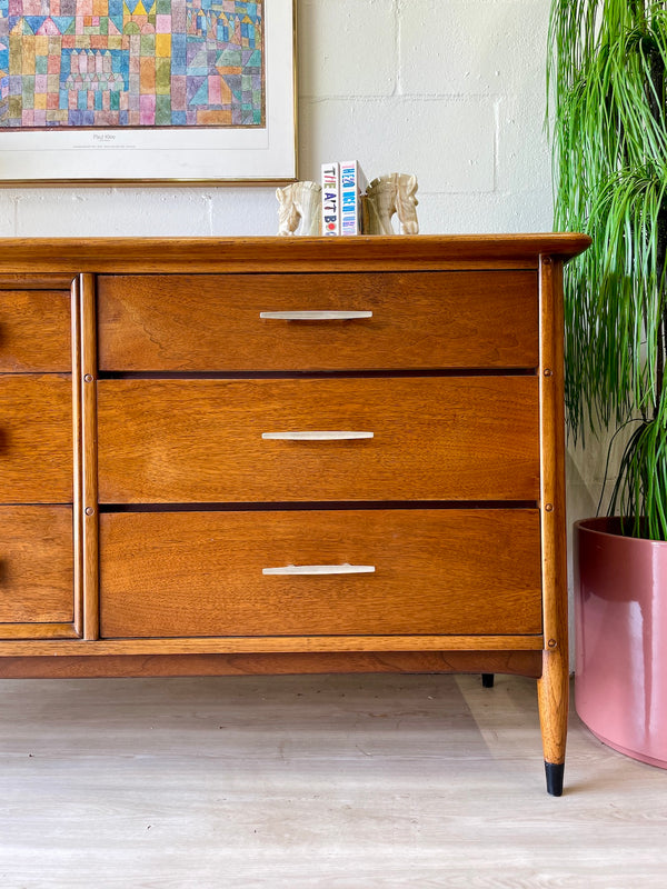 Mid Century Lane Acclaim Triple Dresser