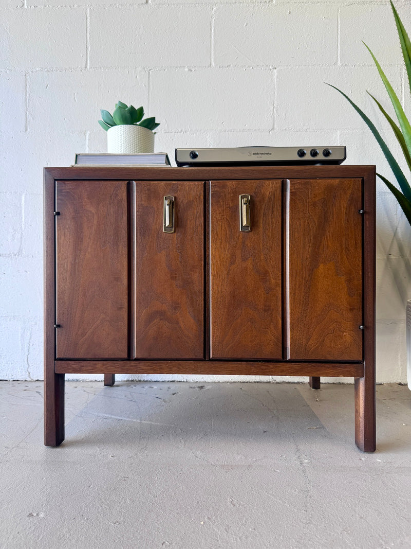 Mid century side table/petite cabinet by Broyhill