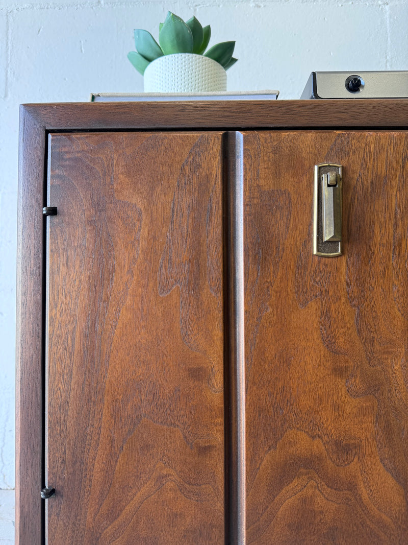 Mid century side table/petite cabinet by Broyhill