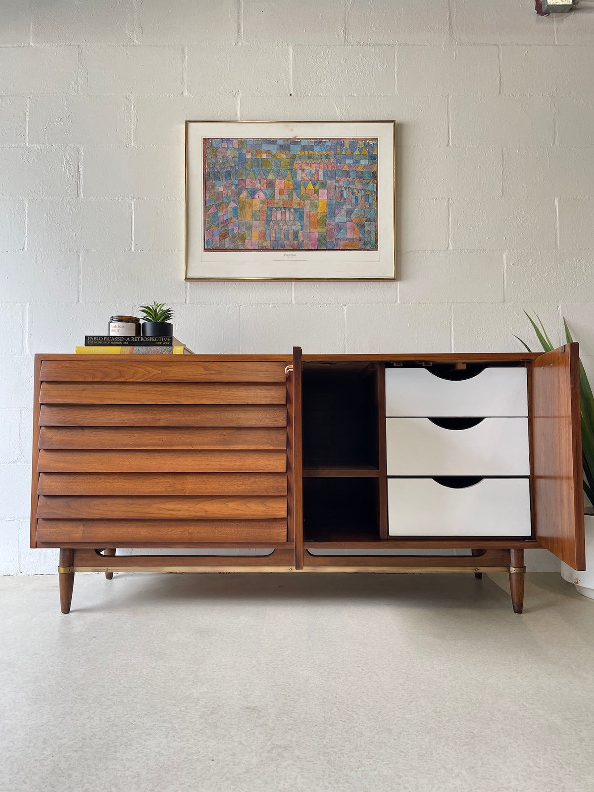 Mid Century 'Dania' Credenza by American of Martinsville