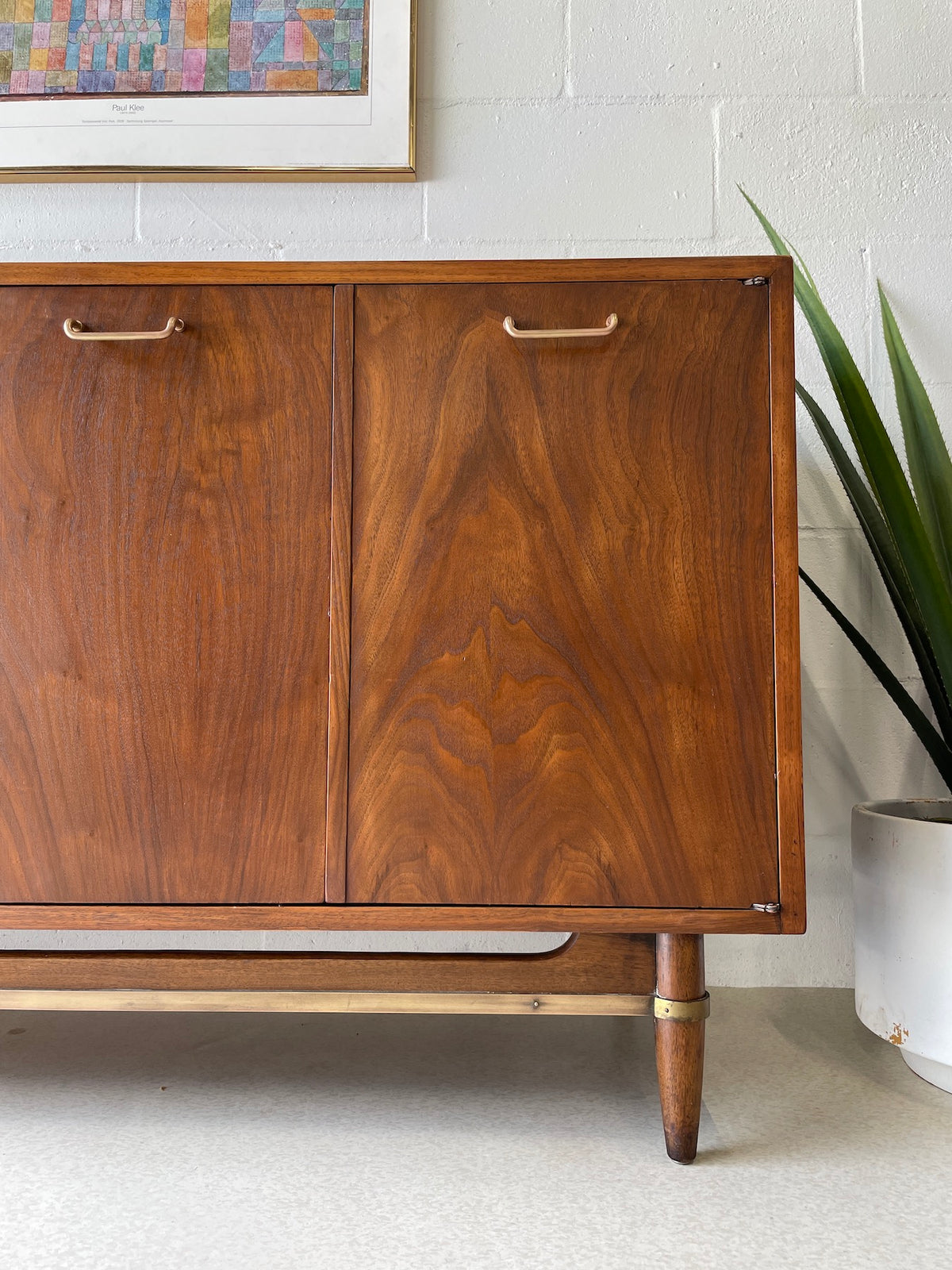 Mid Century 'Dania' Credenza by American of Martinsville