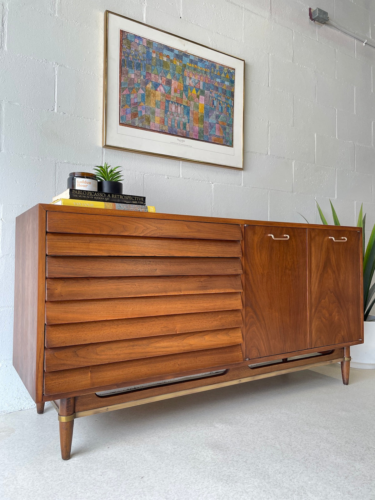 Mid Century 'Dania' Credenza by American of Martinsville
