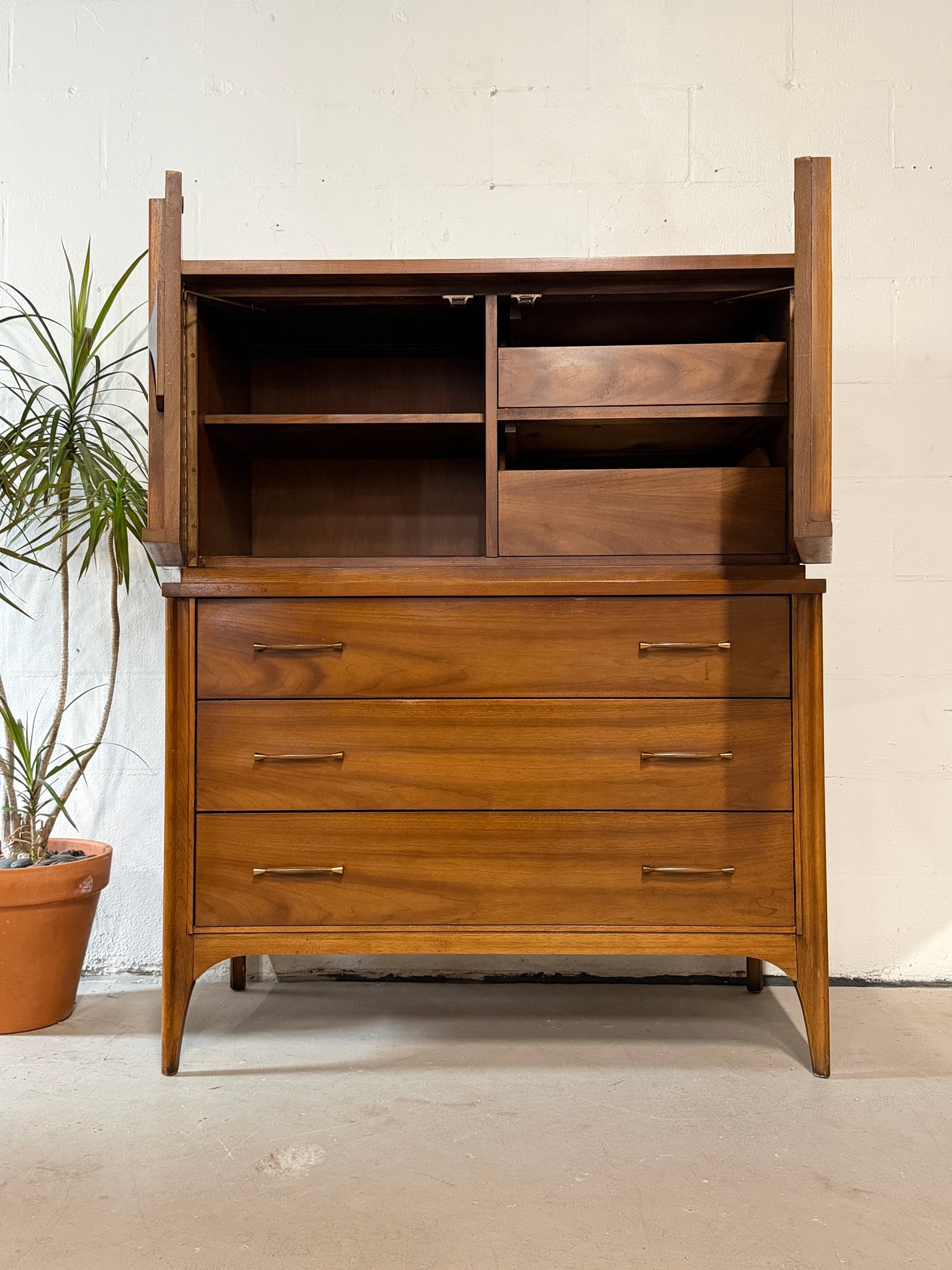 Mid Century Kent Coffey 'Perspecta' Gentlemans Chest – Warehaus