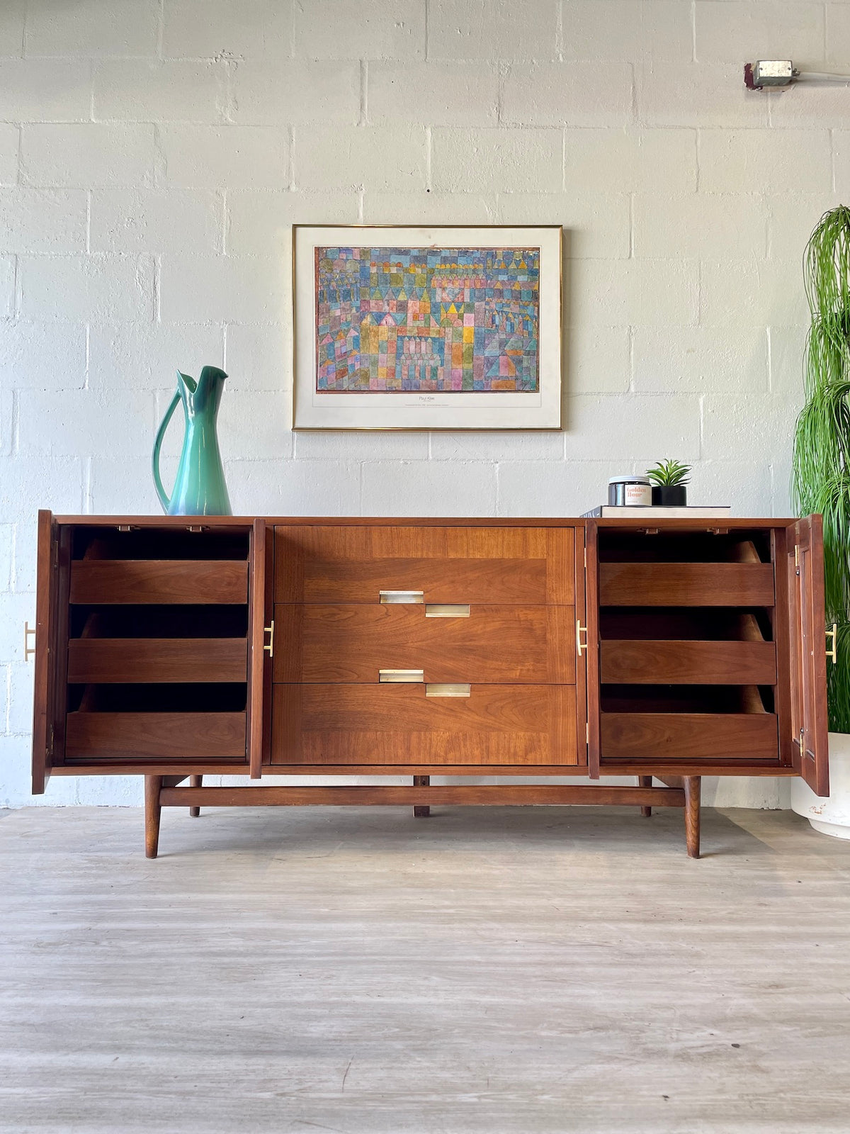 KZ194 ミッドセンチュリー　American of Martinsville Mid Century American of Martinsville Dresser/Credenza – Warehaus