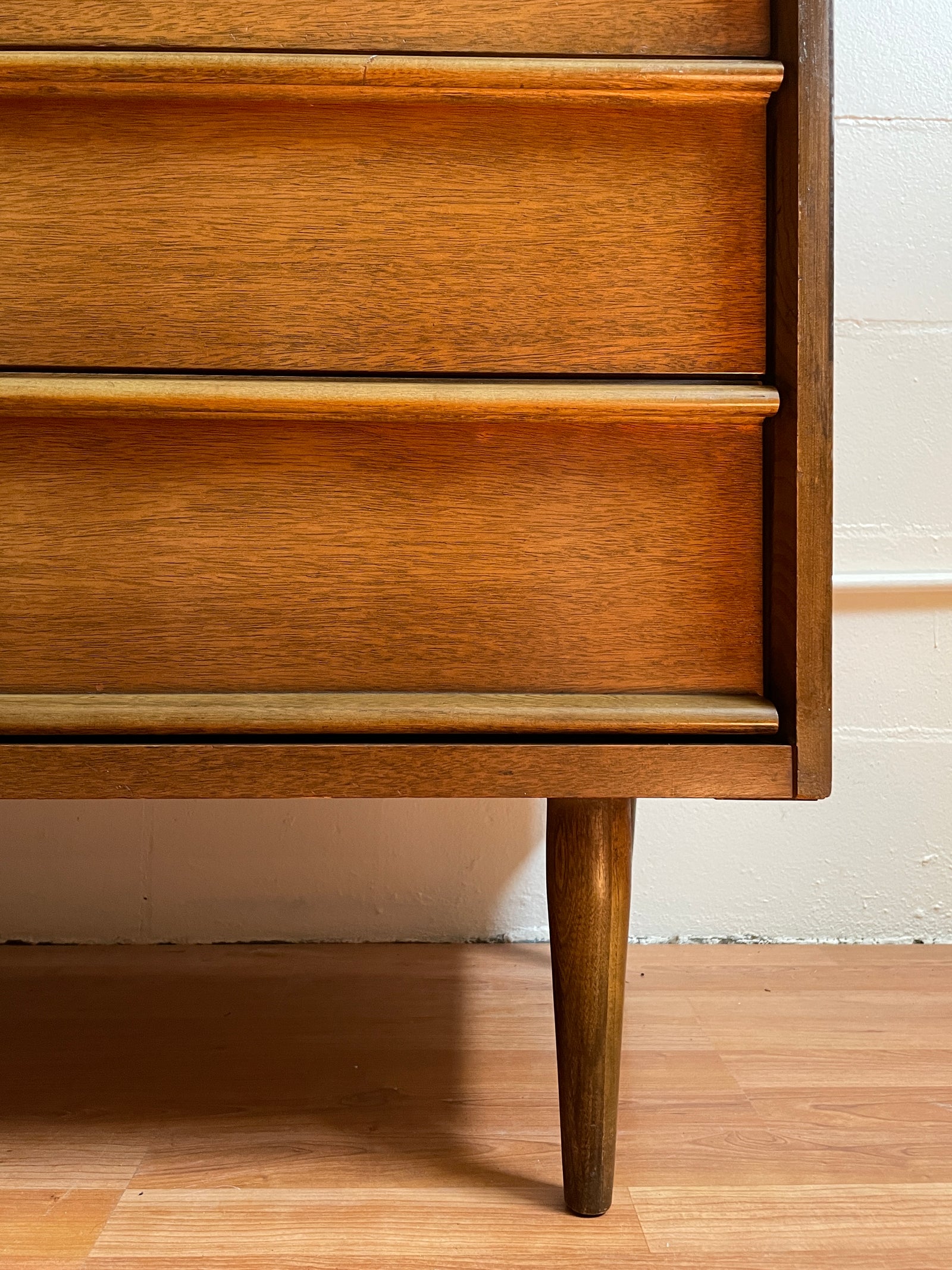 mid century modern bassett dresser Mid Century Dresser by Bassett – Warehaus Orlando